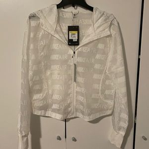 NWT Nike light jacket